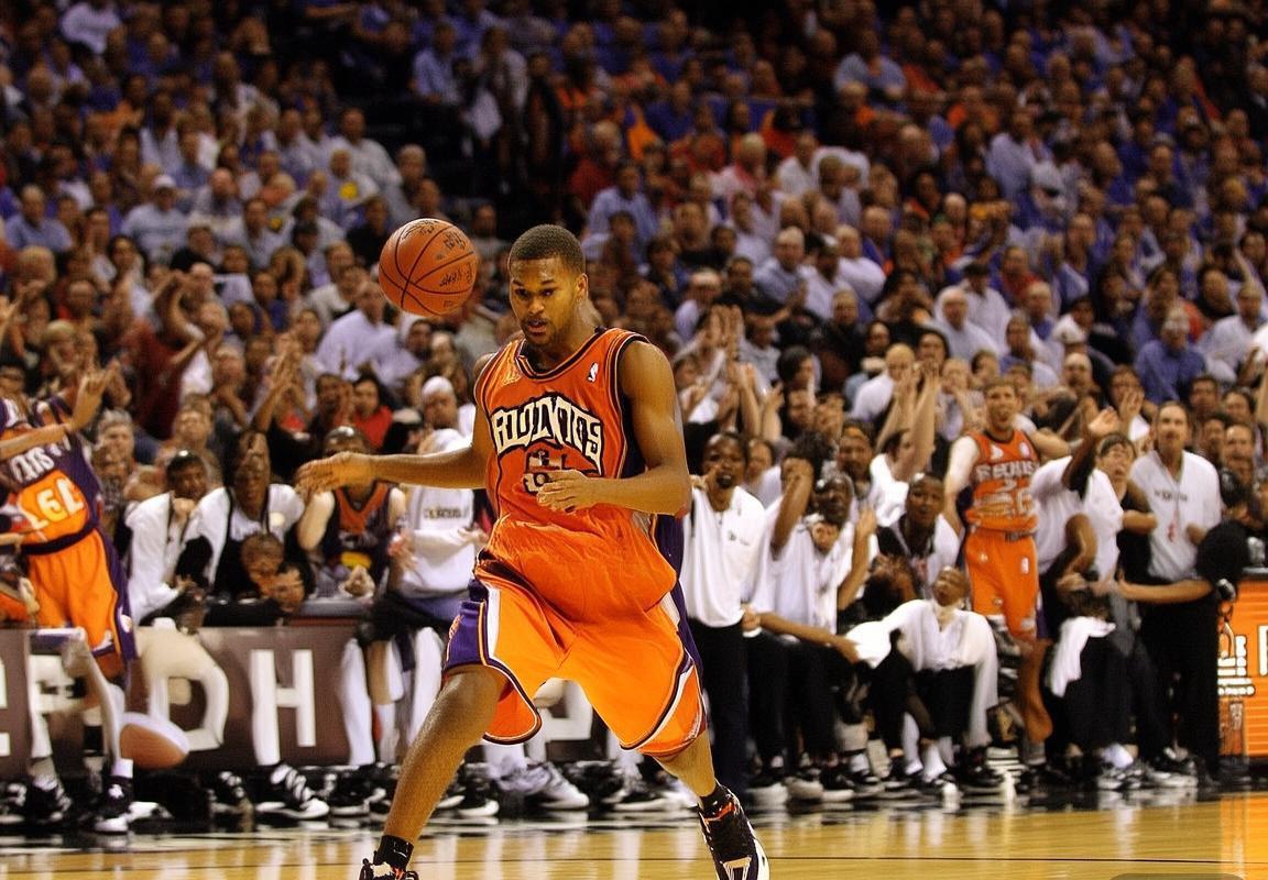 2007年NBA季后赛：纳什绝杀太阳逆转马刺经典对决回顾