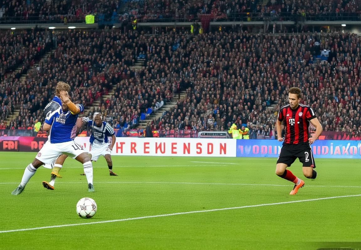 拜仁慕尼黑VS雅典AEK：巅峰对决历史与战术解析